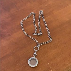 Origami Owl toggle chain and locket